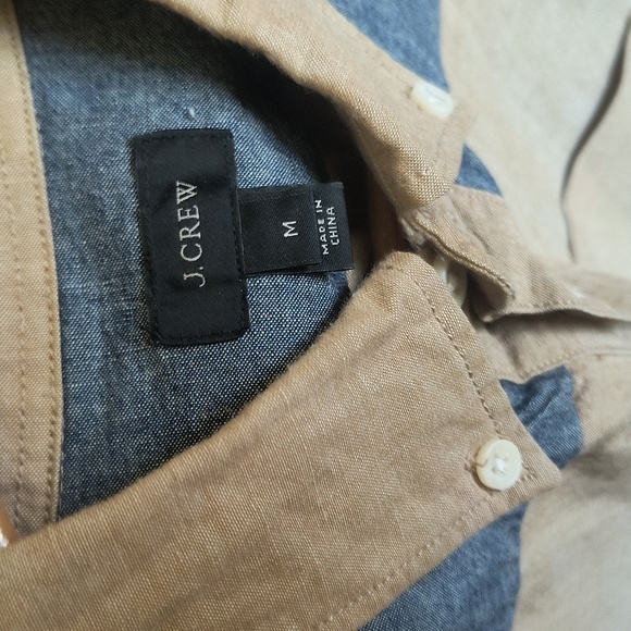 J.Crew Chambray Beige And Denim Color Block Short Sleeve Popover Shirt Sz Med - Picture 2 of 15